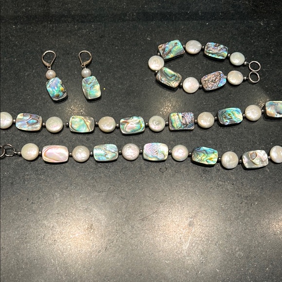 Elegant Abalone and Pearl Jewelry Set